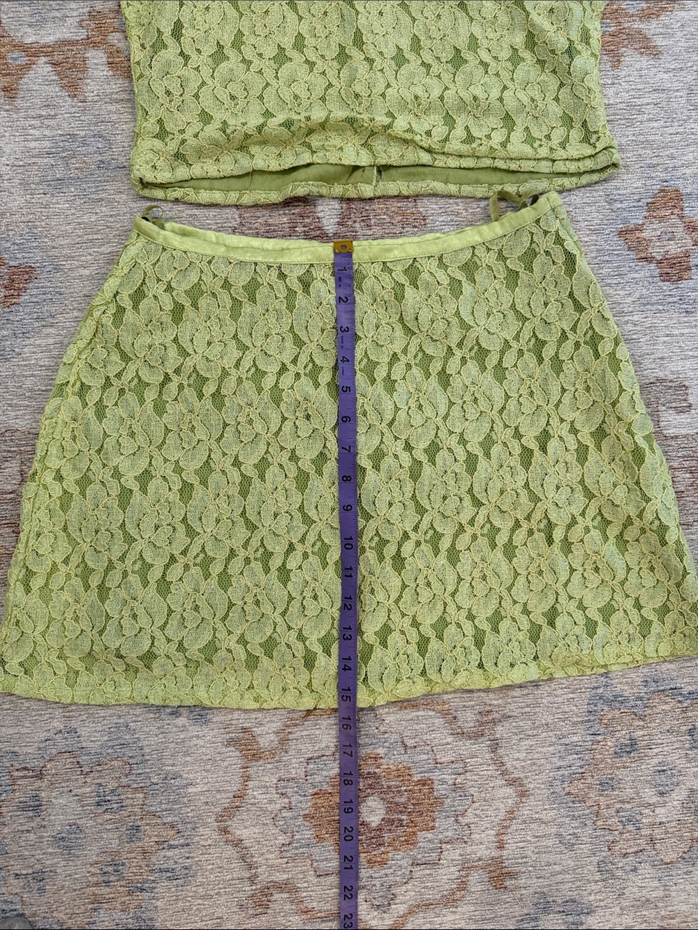 Body & Best London Green Lace 2 Piece Top Skirt Set Top Size 12 Skirt Size 14 - Picture 4 of 9